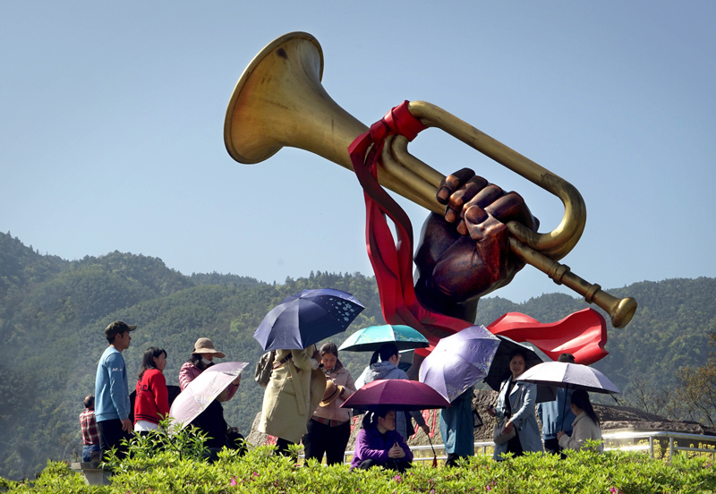 從“石庫門”到“天安門”——中國革命圣地巡禮