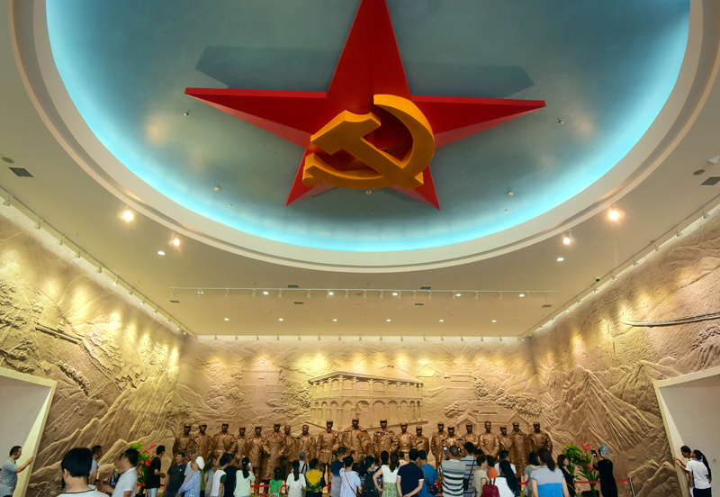 從“石庫門”到“天安門”——中國革命圣地巡禮