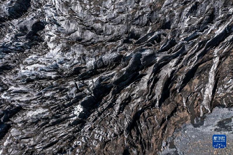 領(lǐng)略明永冰川