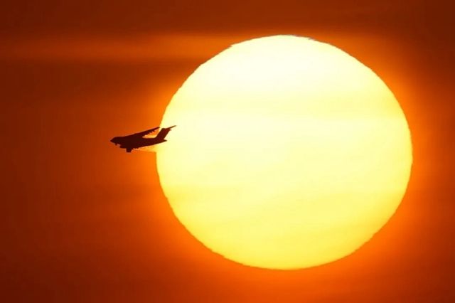 索尼微單：為速度而生，定格航空攝影之美