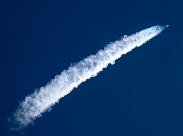 索尼微單：為速度而生，定格航空攝影之美