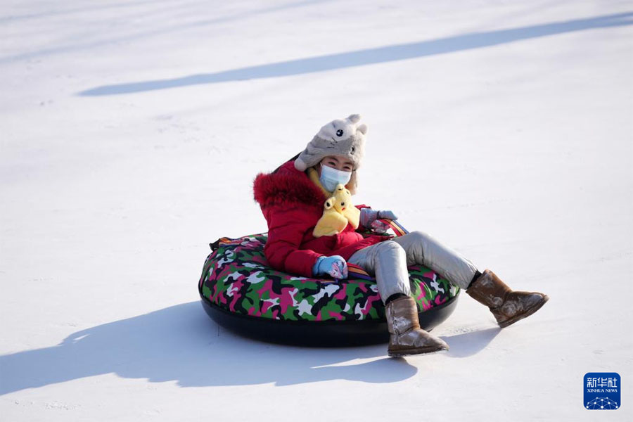 足不出戶 跟隨攝影鏡頭看各地假日游園