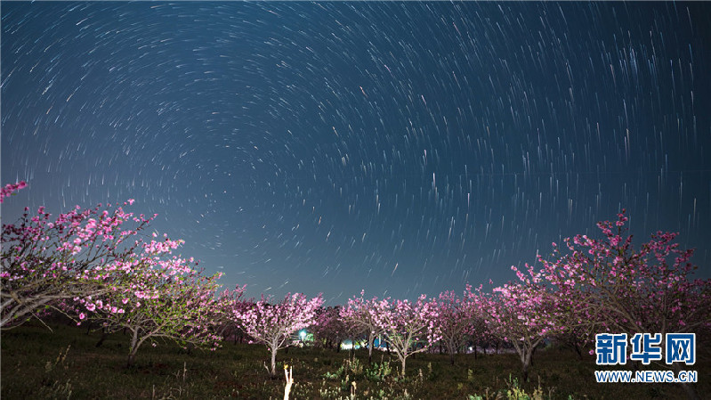 滿船清夢壓星河 賞云南撫仙湖壯美星軌