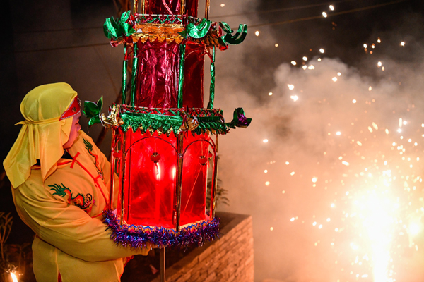 2022年旺旺杯“春節(jié)七天樂”新聞攝影征集活動定評會舉行