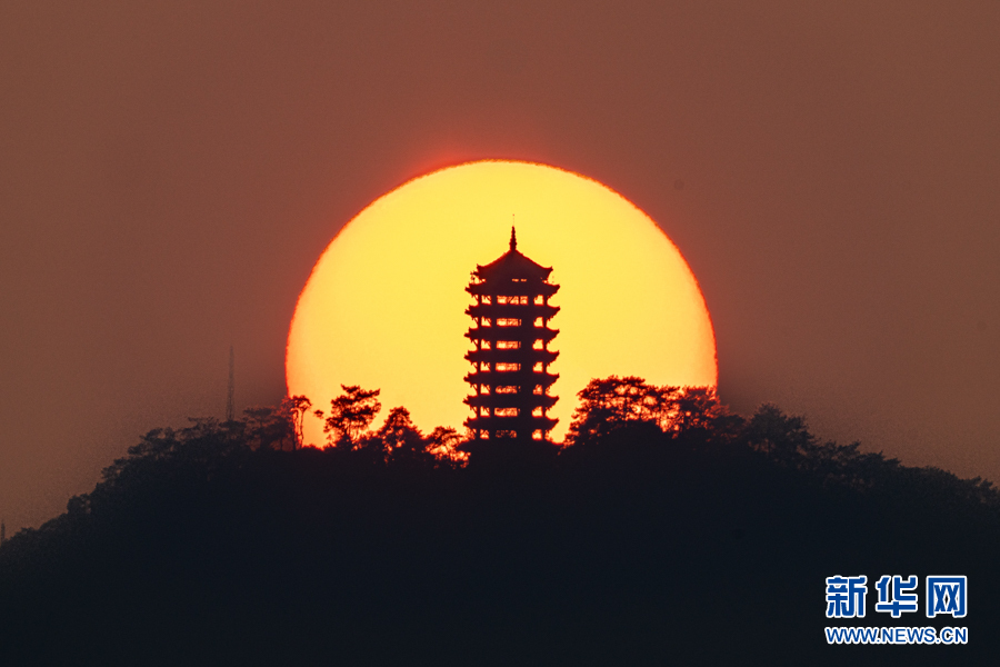 【光影輕課堂】攝影師支招如何拍出落日與建筑“邂逅”