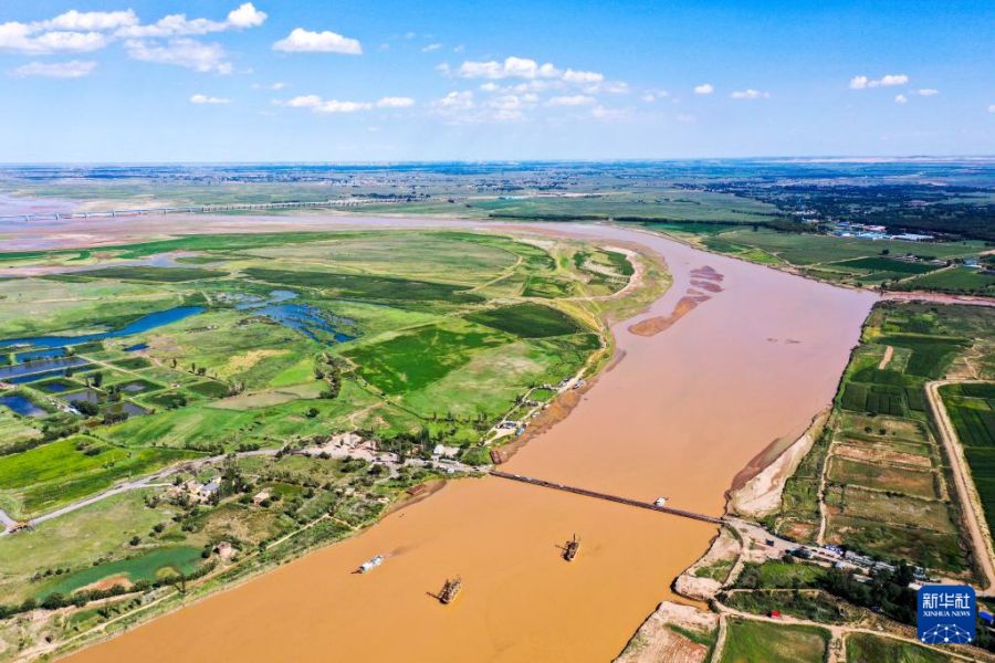 內(nèi)蒙古塞上黃河風(fēng)光壯美