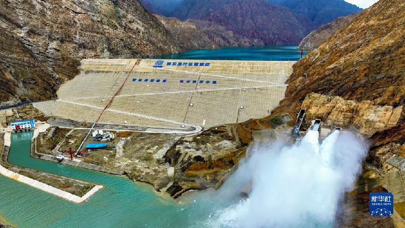 江河奔騰看中國丨塔里木河:沙漠中的綠色走廊