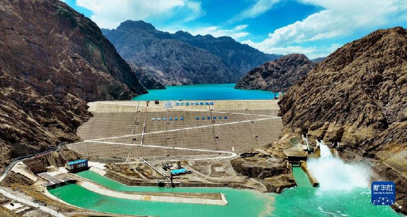 江河奔騰看中國丨塔里木河:沙漠中的綠色走廊