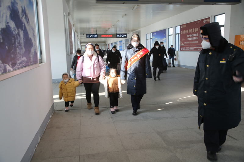 大年初一我在崗