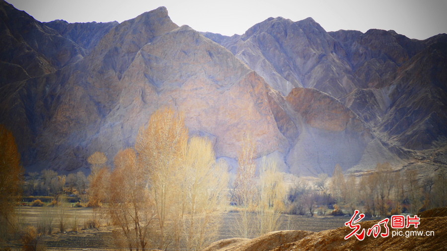 甘肅：探訪(fǎng)祁連山——高臺(tái)馬營(yíng)河大峽谷、小泉丹霞