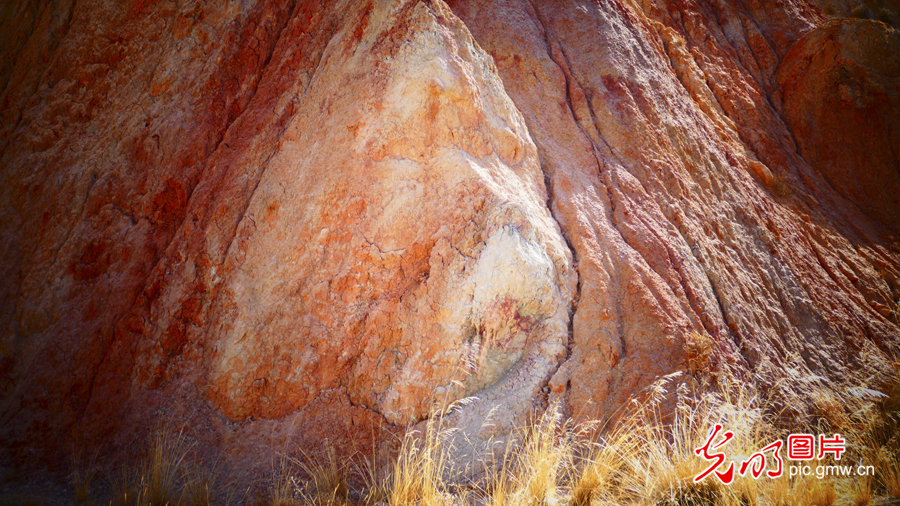 甘肅：探訪(fǎng)祁連山——高臺(tái)馬營(yíng)河大峽谷、小泉丹霞