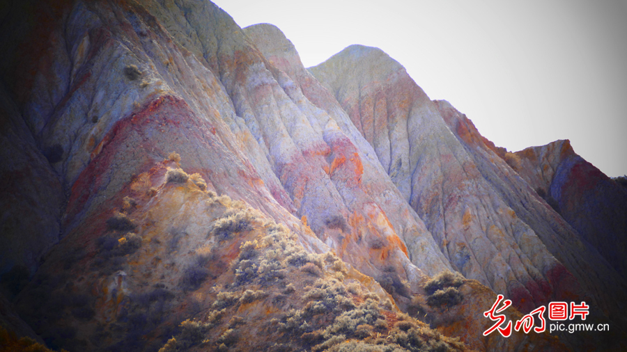 甘肅：探訪(fǎng)祁連山——高臺(tái)馬營(yíng)河大峽谷、小泉丹霞