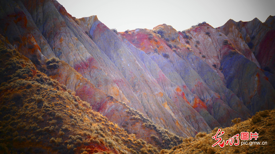 甘肅：探訪(fǎng)祁連山——高臺(tái)馬營(yíng)河大峽谷、小泉丹霞