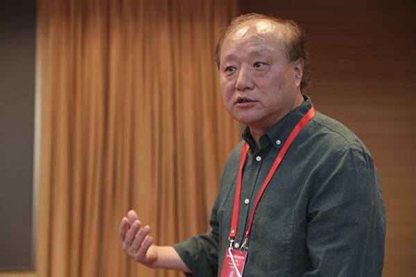 《新聞攝影的時(shí)代責(zé)任》高峰論壇開講