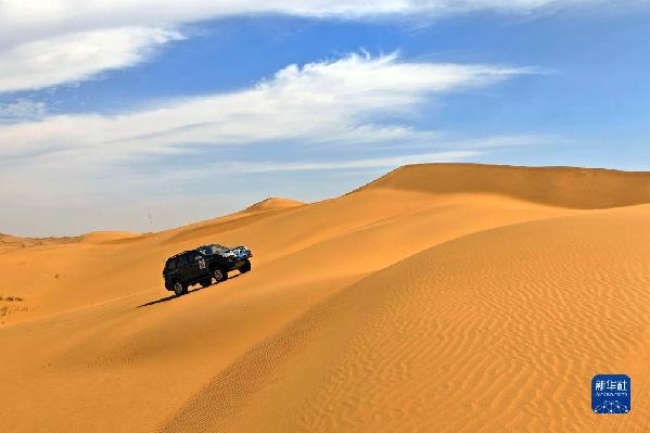 庫布其沙漠風(fēng)光美