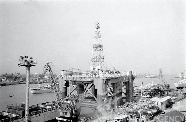 前新華社攝影記者楊溥濤去世，他拍下魯迅遷葬虹口公園的畫面