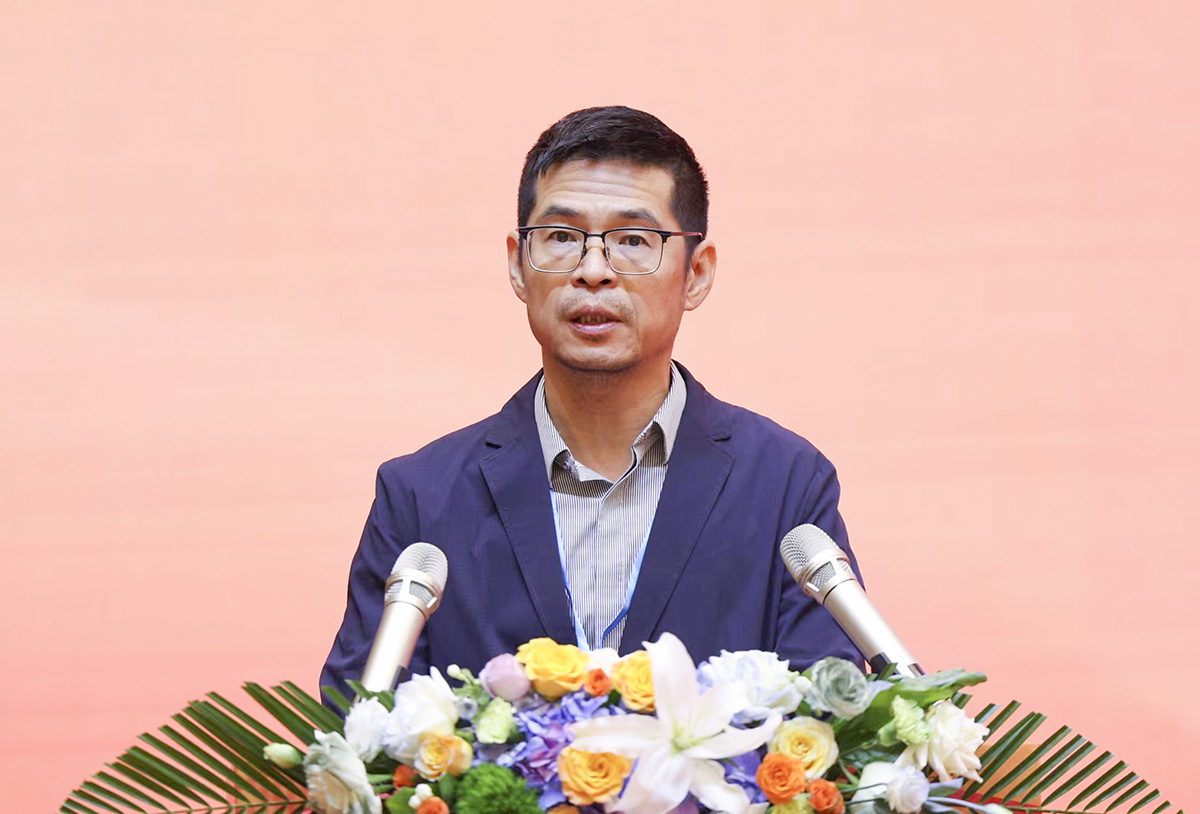 中國新聞攝影學(xué)會九屆二次理事會在佳木斯召開