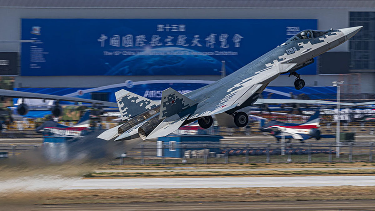 “翼龍杯”第十五屆中國航展攝影大賽飛行表演優(yōu)勝獎作品賞析