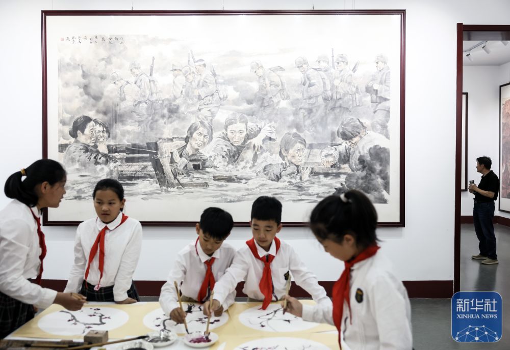 走進(jìn)沂蒙畫派研究院感受沂蒙精神