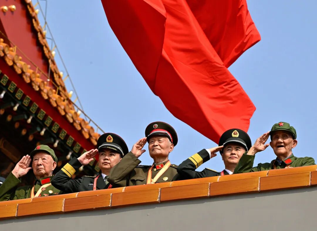 中華世紀(jì)壇看展丨和平發(fā)展 逐夢(mèng)同行 — 全國(guó)主流媒體新聞攝影展