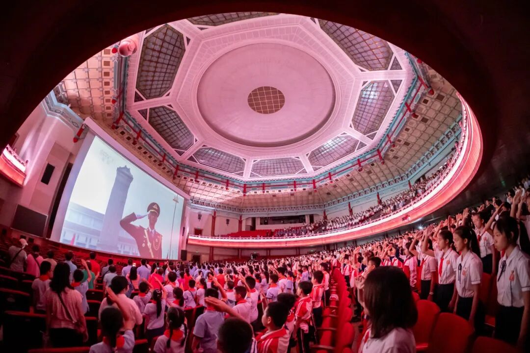 中華世紀(jì)壇看展丨和平發(fā)展 逐夢(mèng)同行 — 全國(guó)主流媒體新聞攝影展