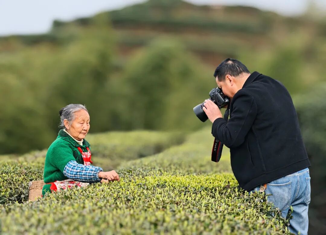我是記者·我在現場｜工人日報視覺視頻部2025記者節(jié)特別策劃