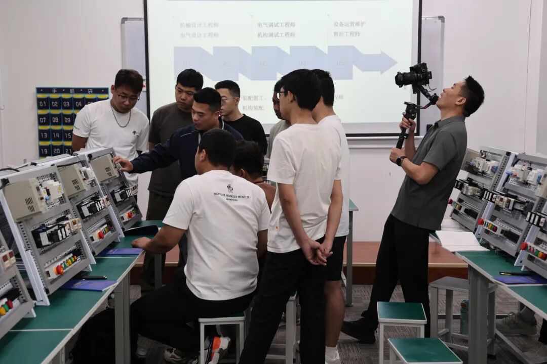 我是記者·我在現場｜工人日報視覺視頻部2025記者節(jié)特別策劃