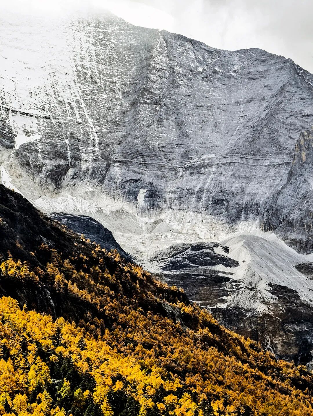穿越冰峰 遇見稻城亞丁