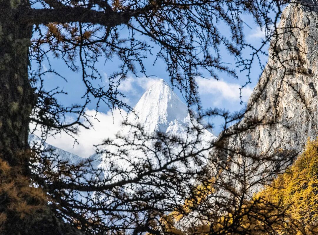 穿越冰峰 遇見稻城亞丁