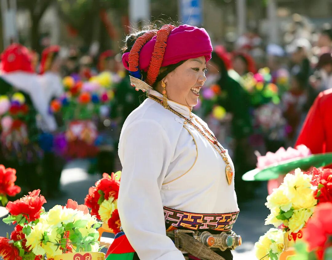 非遺巡游慶羌年