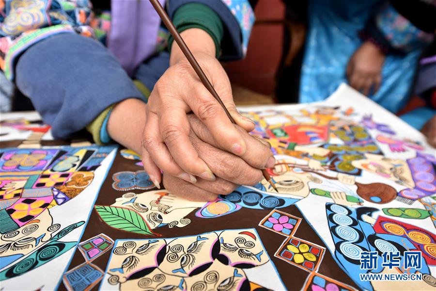 #（社會）（2）貴州龍里：苗族“畫師”的30年苗畫情懷