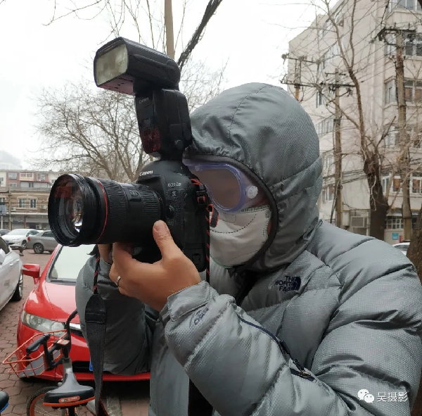 新聞戰(zhàn)“疫” 鏡頭狙擊