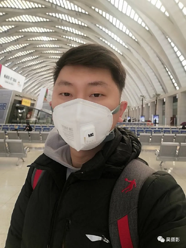 新聞戰(zhàn)“疫” 鏡頭狙擊