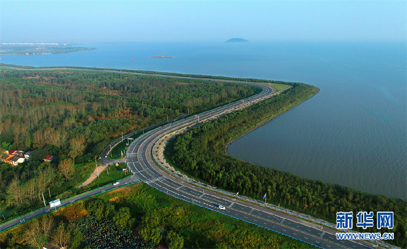 【“飛閱”中國(guó)】交通富民興鄉(xiāng)村