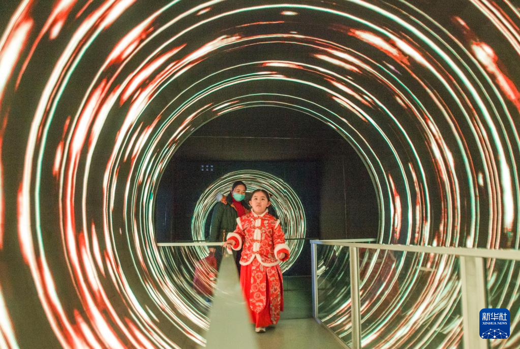 足不出戶(hù)！鏡頭帶你樂(lè)享各地多彩假期